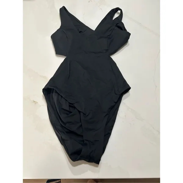 NEW Yukari Willow 1 Pc Swimsuit Cut Out Monokini Swimwear S - Image 6