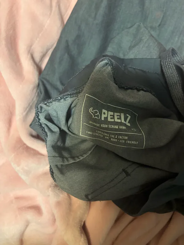 Peelz gray scrub pants - Image 2