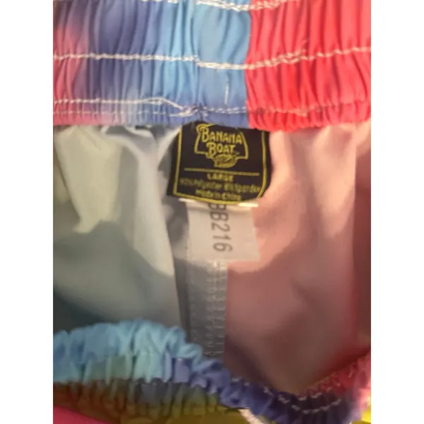 Banana‎ Boat Shorts Size Large, Womens - Image 4