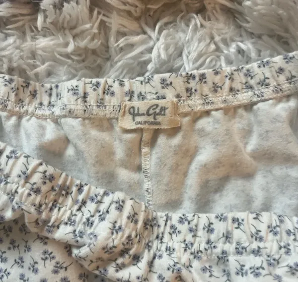 Brandy Melville Shorts John Galt - Image 2