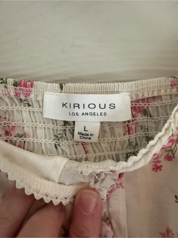 Lightweight Floral White Camisole with Pink Print - Image 3