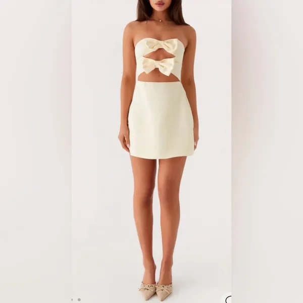 Peppermayo Girl Crush Bow Mini Dress Butter Yellow Strapless Cutout Size 6 - Image 3
