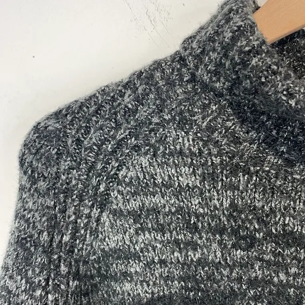 Zara Knit Turtleneck Sweater size Medium - Image 5
