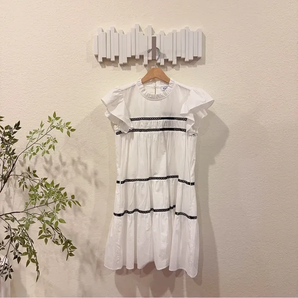 En Saison Aliza Tiered Babydoll Mini Dress in White Size Small NWT - Image 2