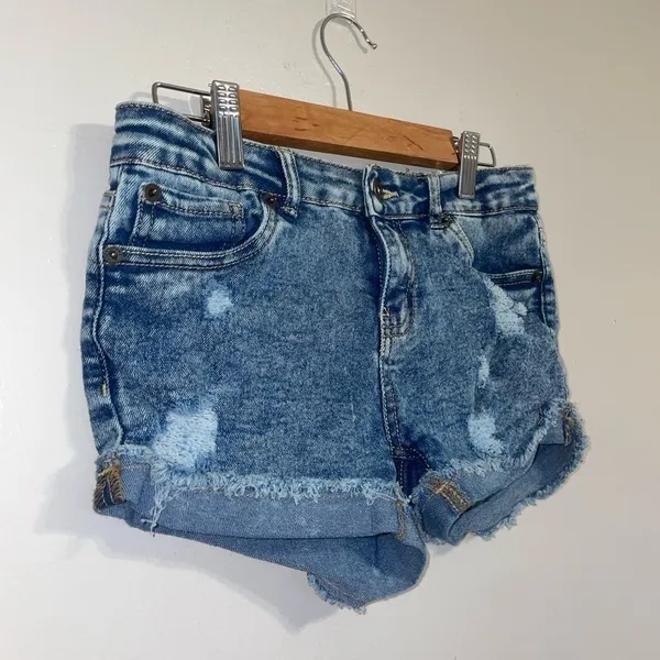 LUCKY Brand Ripped Shorts - Image 7