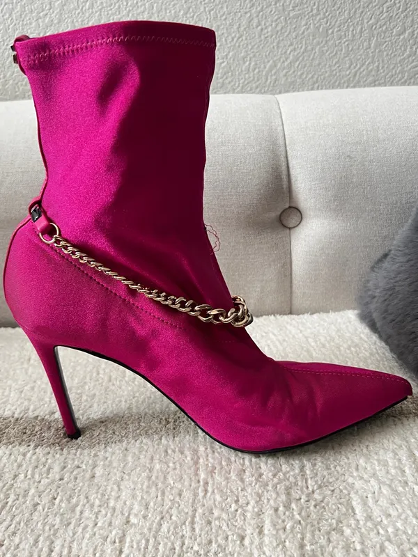 GUESS Fuschia Booties size 10 - Image 10