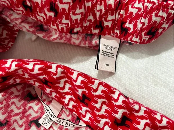 Victoria's Secret Flannel Reindeer Prints Pajama Set Size Large Red Black White - Image 11