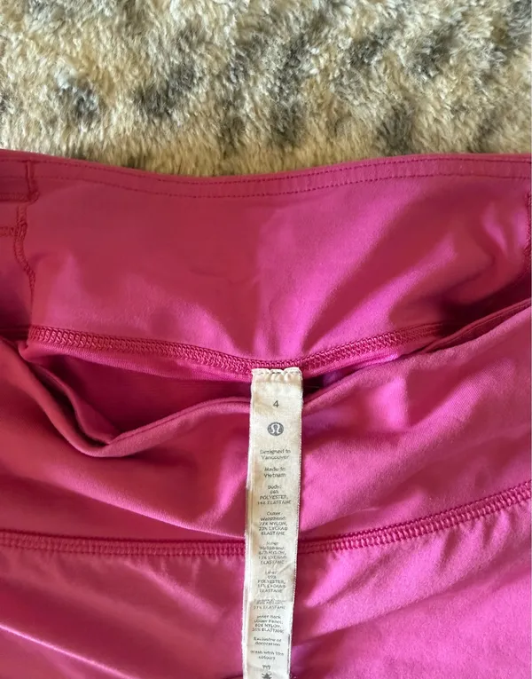 Speed Up Lululemon 2.5" Shorts - Image 3
