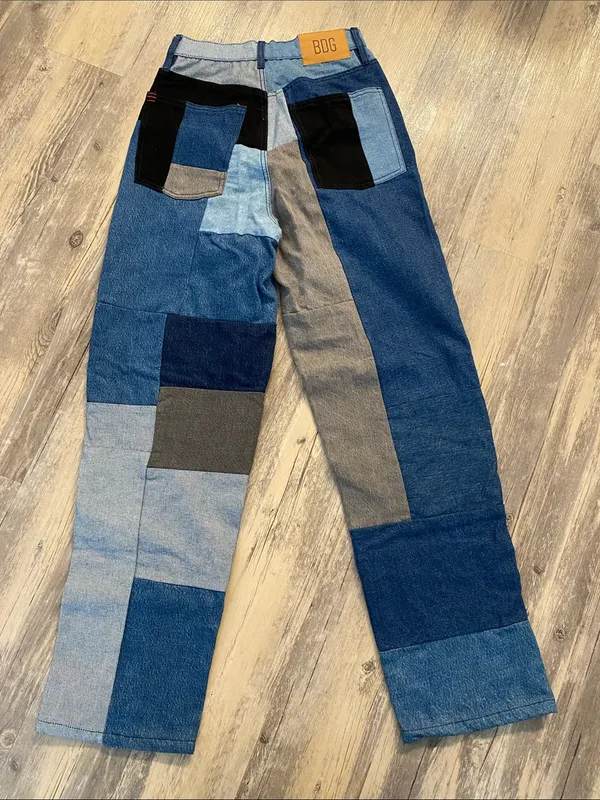 BDG Urban Outfitters High Rise Baggy Patchwork Embroidered Jeans Size 27 - Image 11