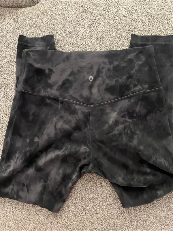 Lululemon Black & Gray High-Waist Leggings - Image 3