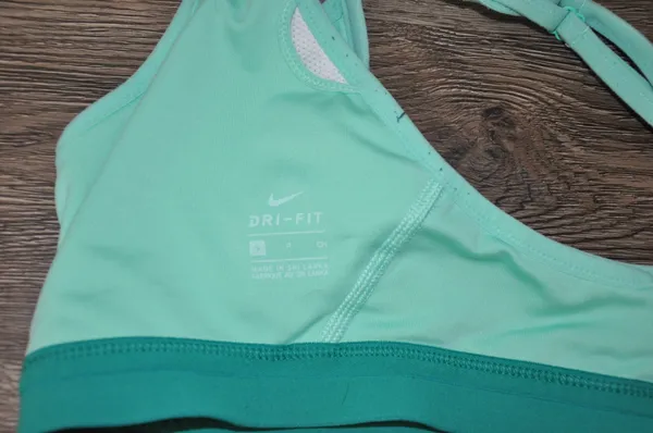 Nike Bra Dri-Fit - Image 3