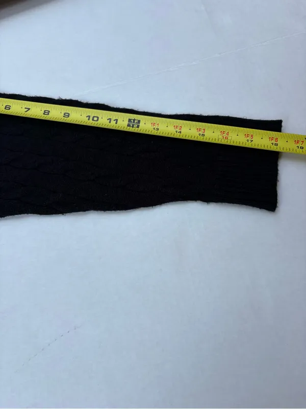 Arden B Black Cable-Knit Crewneck Cropped Coquettegirl Sweater Size L - Image 7