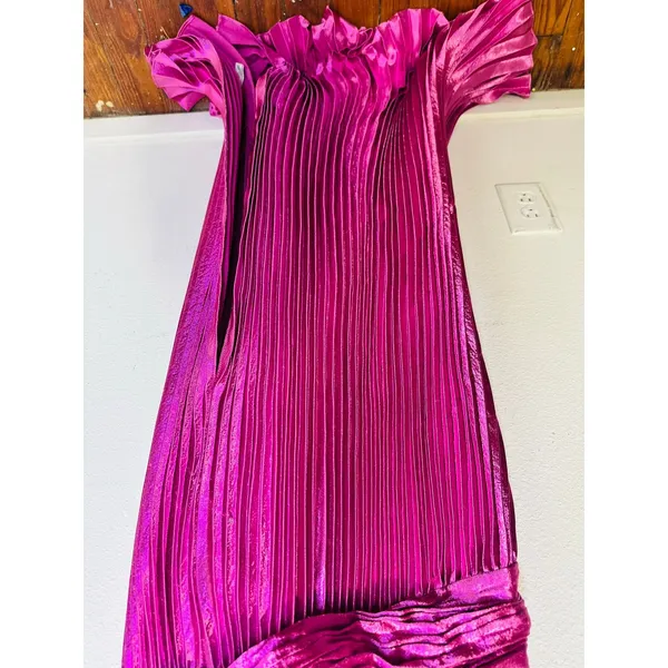 NWT AIIFOS Magenta Pink Surplice V-Neck Sleeveless Pleated Metallic Maxi Dress 2 - Image 5