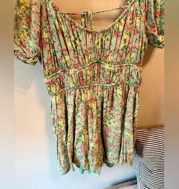 Altar’d State Green Floral Cutout Romper Lined XS NWOT - Image 8