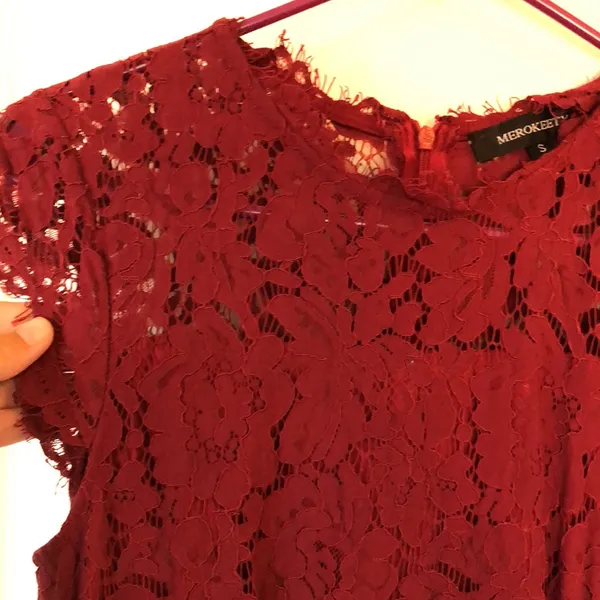 Merokeety Lace Floral Overlay Dress Wine Color Size Small - Image 2