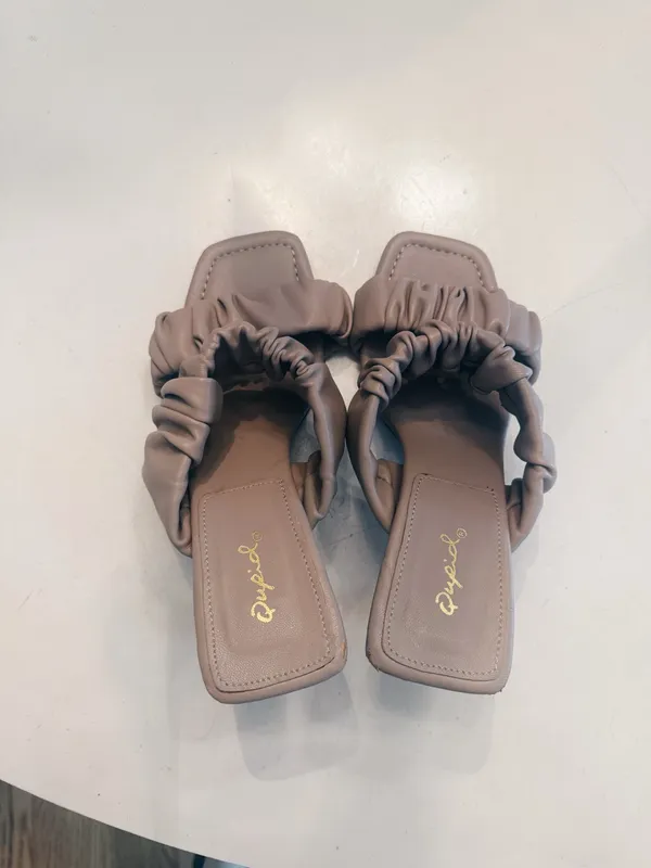 Target beige/tan ruffle heels - Image 2