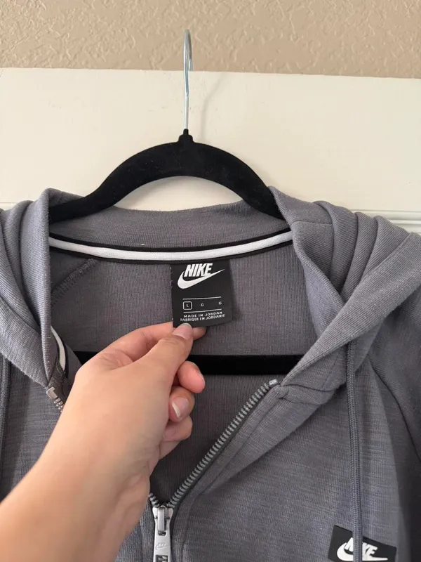 Nike Grey Zip Up Hoodie - Image 5