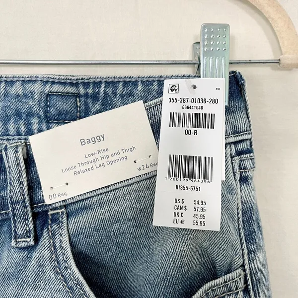 NWT Hollister Andi Adjustable Waist Low-Rise Light Wash Back Buckle Baggy Jeans - Image 8