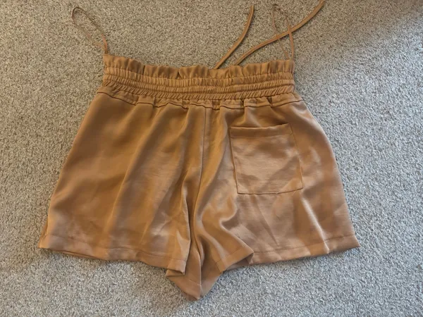American Threads silk shorts  - Image 2