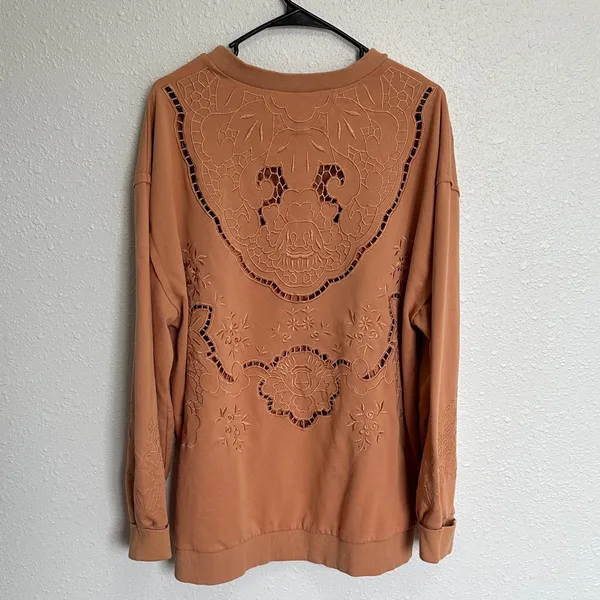 POL Women's Embroidered Design Faded Orange Brown Sweatshirt Size Large - Image 5