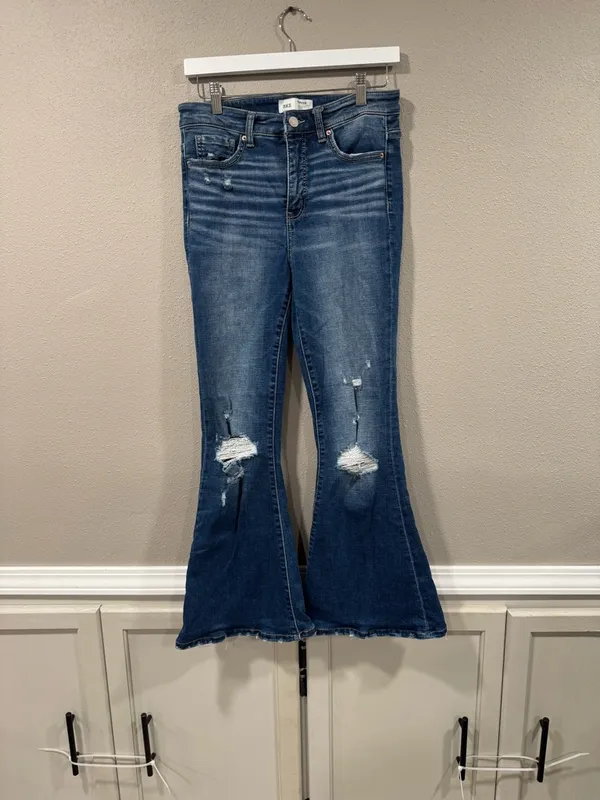 BKE Parker Super Flare High Rise Jean 27x 31 1/2 - Image 11
