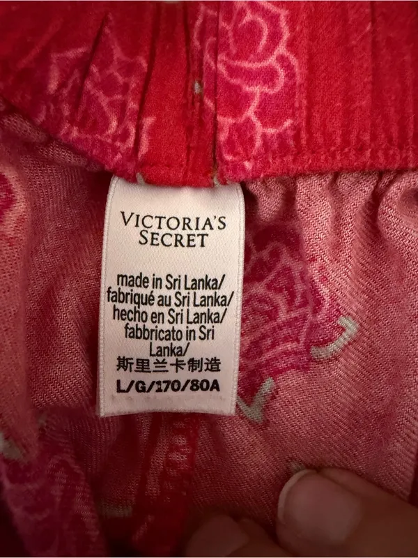 🩷 3/$18 Victoria's Secret Rose Print Pajama Lounge Pants Red Large Modal Cotton - Image 4