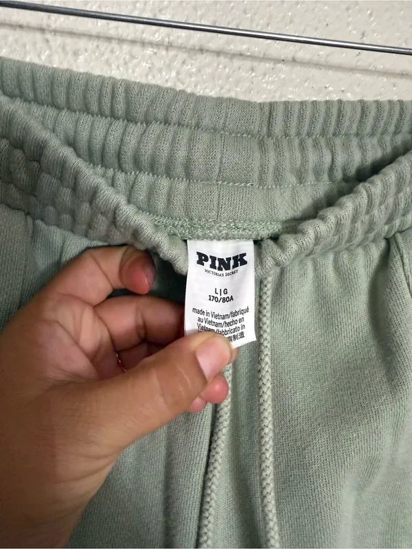 PINK Victoria's Secret Sage Green Logo Sweat Shorts Women size large - Image 11