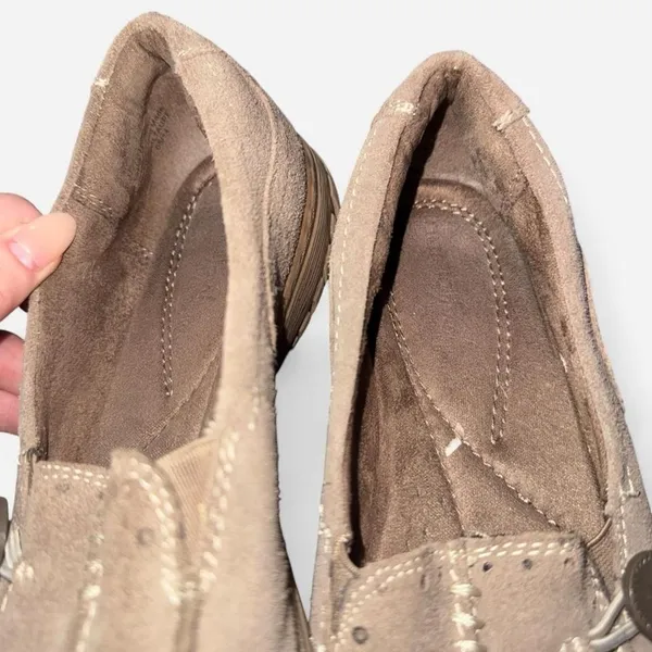 Naturalizer Beige Suede Slip On Loafers, size 6 - Image 7