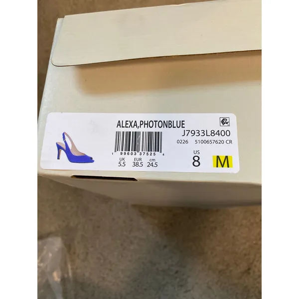 New 27 EDIT Naturalizer Alexa Photon Blue Suede Heels Size 8 - Image 4