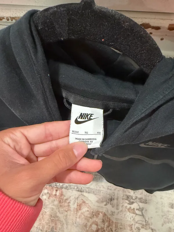 Nike Tech Fleece Full-Zip Black - Image 4