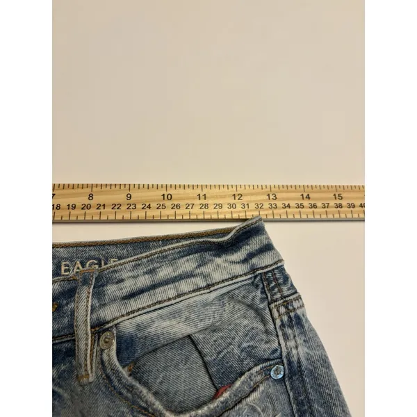 American Eagle Outfitters Distressed Light Wash Jeans Plaid Patch Detail Size 4 - Image 10