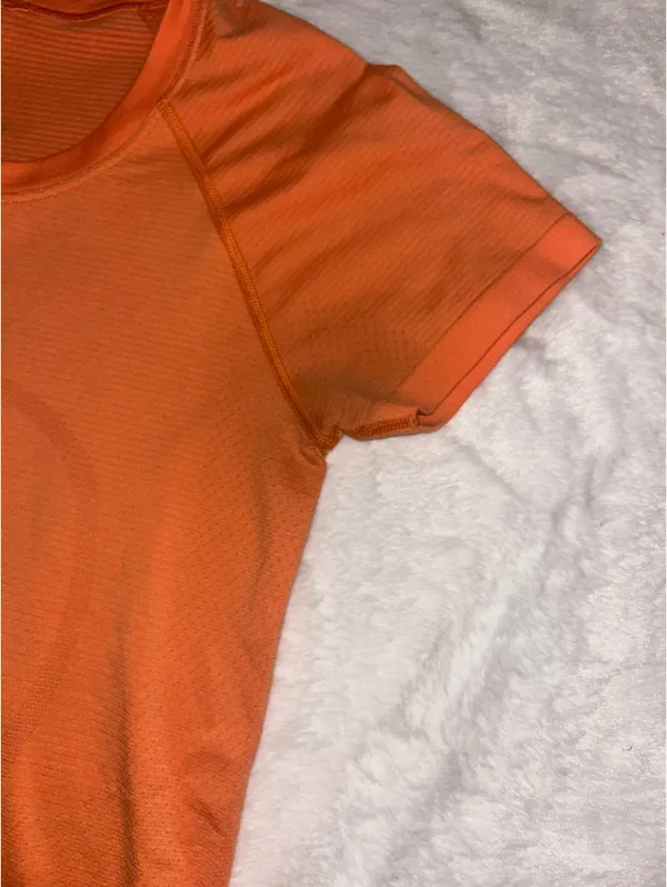 Lululemon Swiftly Tech - Image 4