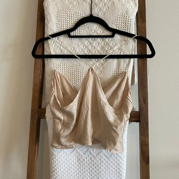 SheIn NWOT champagne gold ruched bust cami top - Image 7