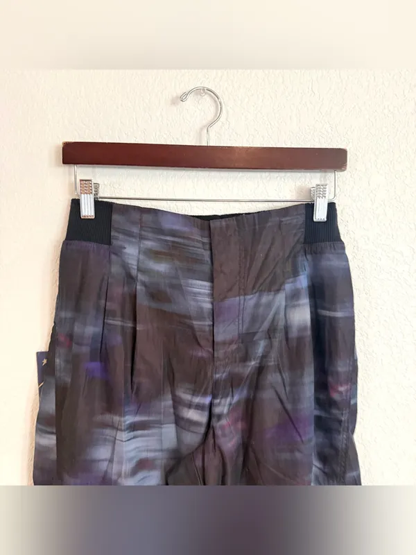 NWT Free People Movement Womens Pants Mesmerize Me Printed Purple Combo Size M - Image 4