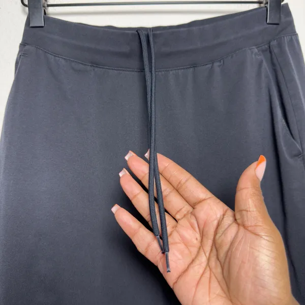 Uniqlo Women AIRism Jogger Pants Small Black Drawstring Pull On Casual Lounge - Image 4