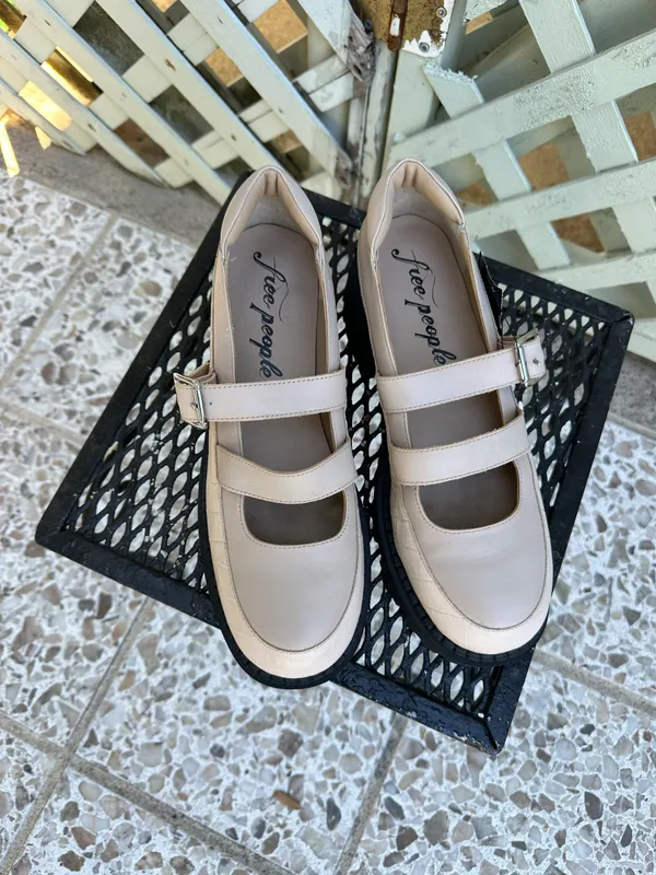 Free People Stella Mary Jane Platform Pump - Image 9