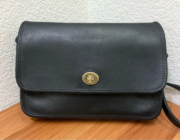 Vintage COACH 9850 Compartment Bag Black Glove Tanned Cowhide Leather Crossbody - Image 3