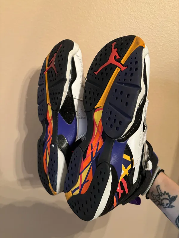 Air Jordan 8 Retro BG 'Three-Peat' - Image 5