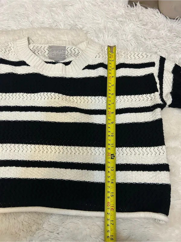 Gypsy Cloud Women's Black and White Striped Crewneck Sweater cropped crotchet L - Image 6