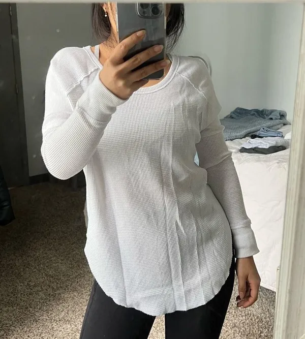 Aritzia TNA Alder Thermal White XS - Image 4