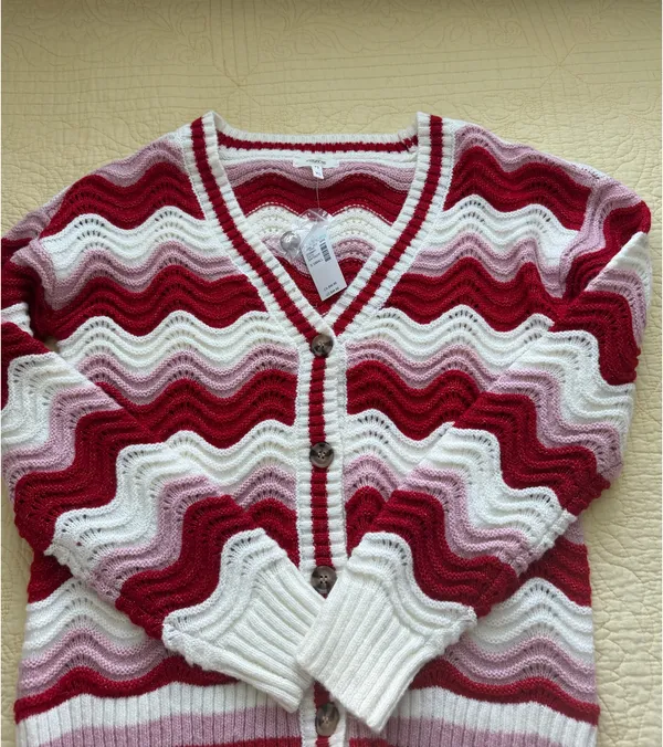 💕 Pink & Red Chevron Cardigan Maurice’s 💕 - Image 3