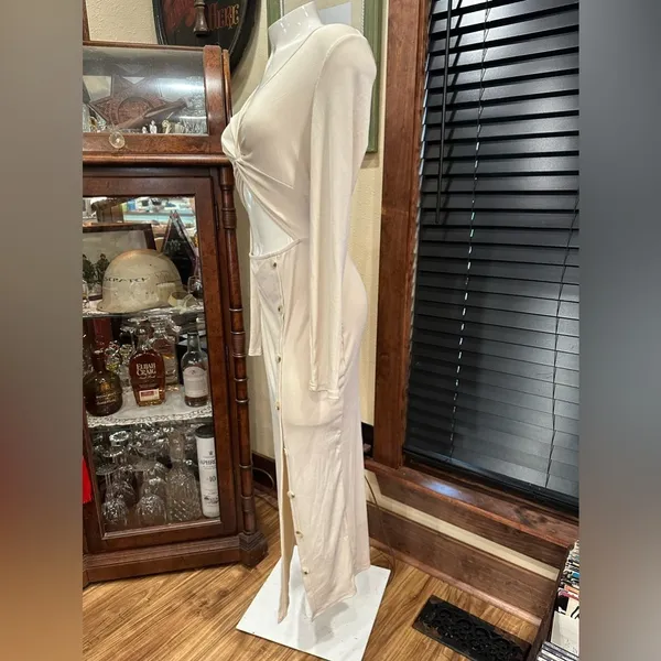 SHEIN Boho Coastal Cream Ribbed Knit Cut-Out Maxi Dress Twist Front Long Sleeve - Image 5