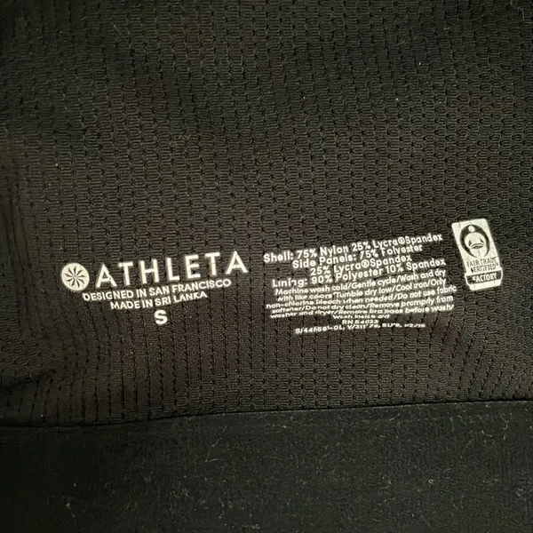 Athleta Black and White Detail Sports Bra - Image 6