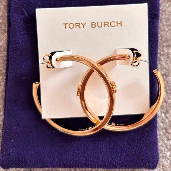 NWOT Tory Burch Icon Hoop Earring - Image 3