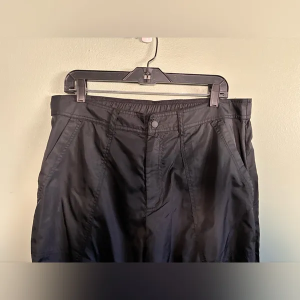 Fabletics Women's Extra Wide Leg Black Pants Cargo Shine Yoga Sz XL - Image 3