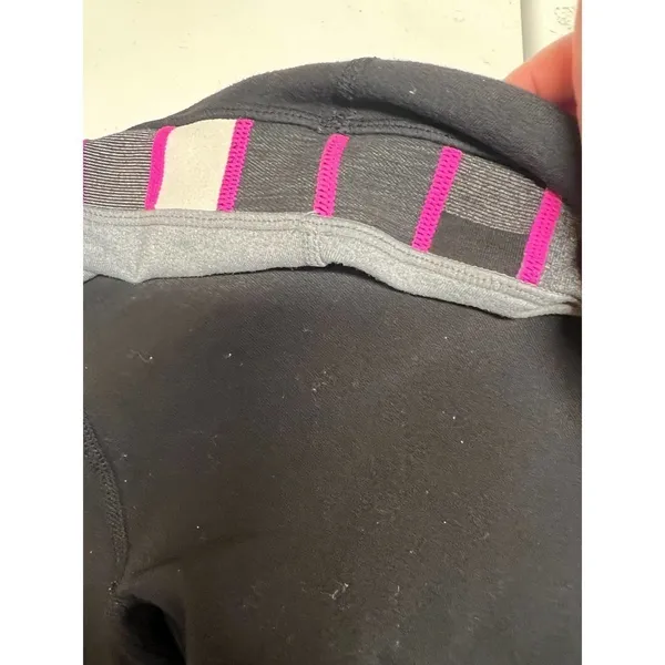 Lululemon Wunder Under Pant Reversible Black / Transition Fall 12 Quilt 30 sz 8 - Image 3