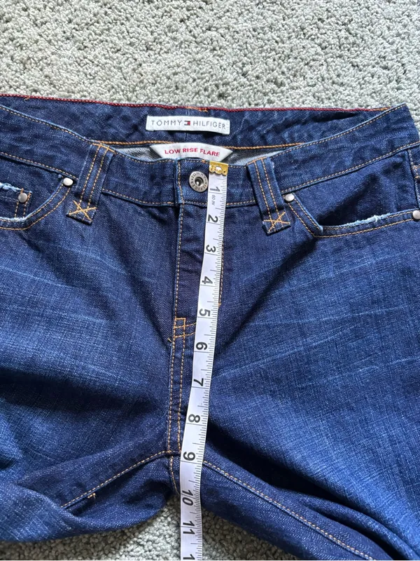 Tommy Hilfiger Low Rise Flare Jeans Womens Size 8 90s Y2K Lightly Distressed - Image 6