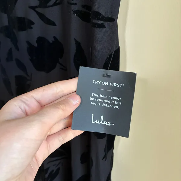 NWT Lulus black velvet strapless jumpsuit floral women's size large formal wear - Image 3