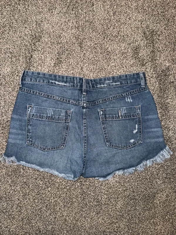Free People Distressed Denim Cutoff Shorts Size 31 - Image 3