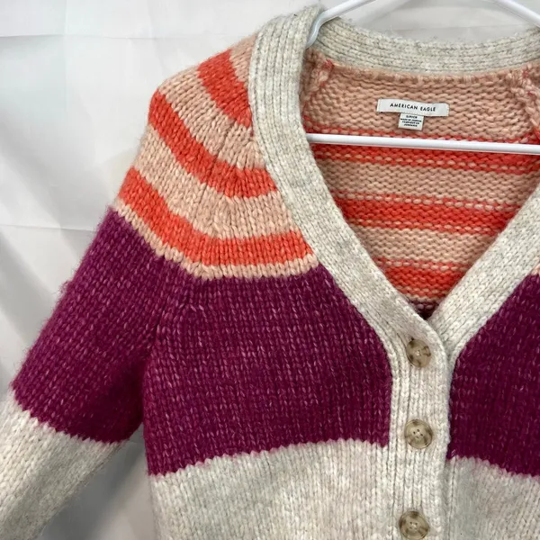 American Eagle women's cream striped button front v-neck‎ thick wool sweater S - Image 3